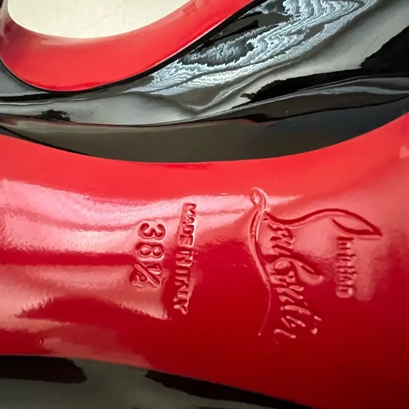 Christian Louboutin Glossy Black Heels - Picture 6 of 6